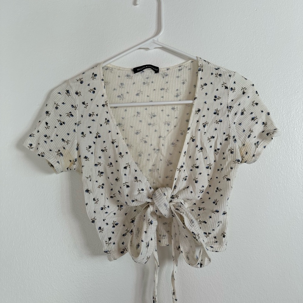 Brandy Melville tie floral white top